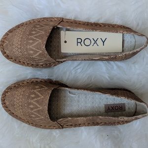 Roxy tan slip on shoes, size 8
